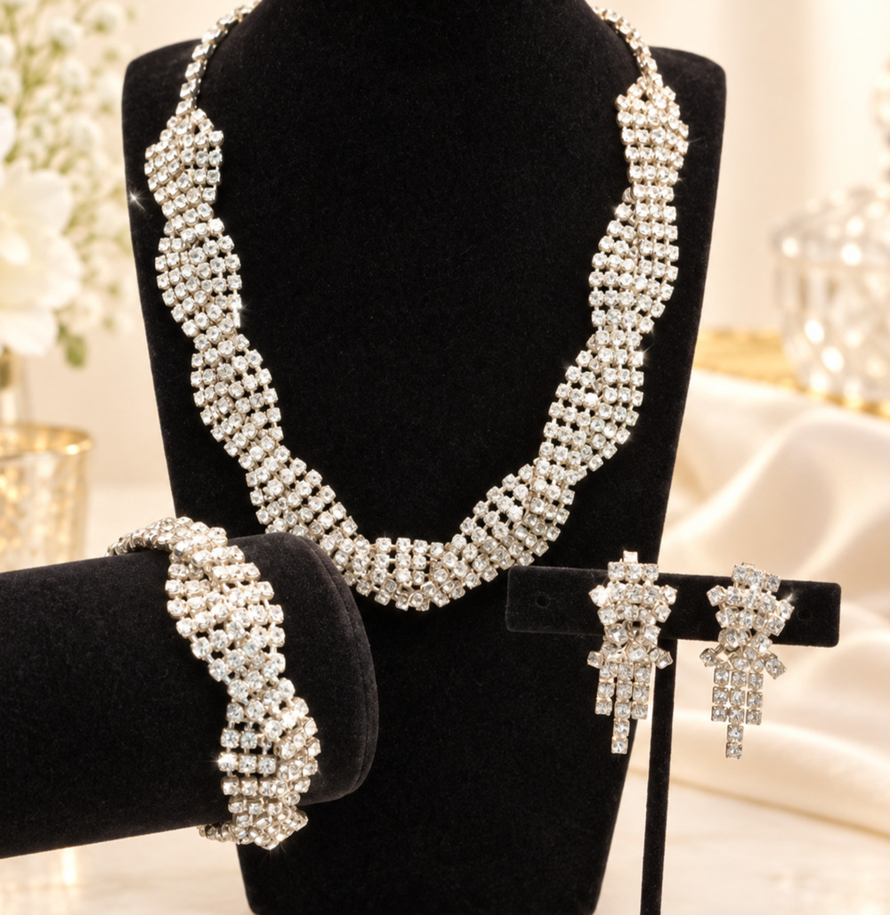 Vintage Rhinestone Parure Necklace Bracelet Clip Earrings Bridal Hollywood Glam